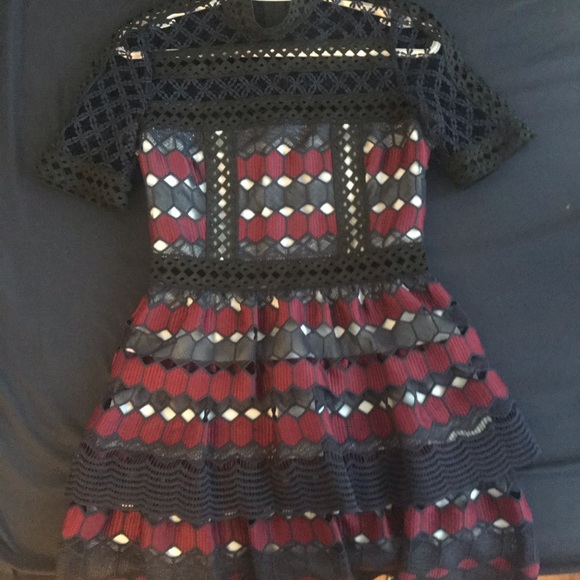 *SOLD* Authentic Self Portrait Hexagon Lace Mini - Picture 7 of 9